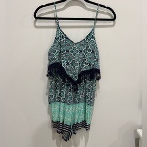 Adorable romper, size S